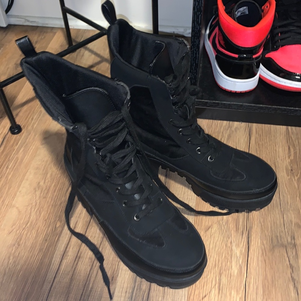 Fashion nova boots